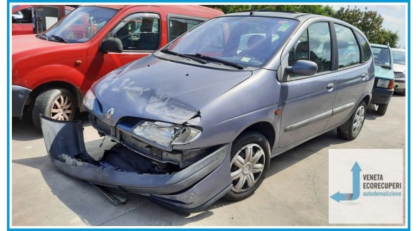 RENAULT MEGANE 1a Serie  del 1999 parti usate e ricambi - Tipo Motore K4MA7
