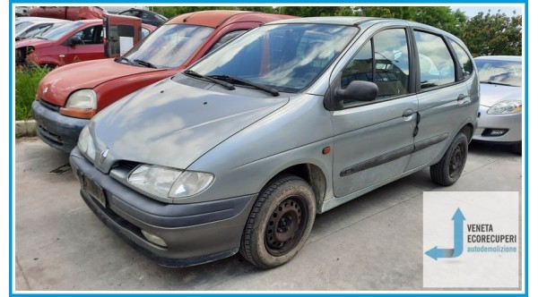 RENAULT MEGANE 1a Serie  del 1997 parti usate e ricambi - Tipo Motore K7MA7