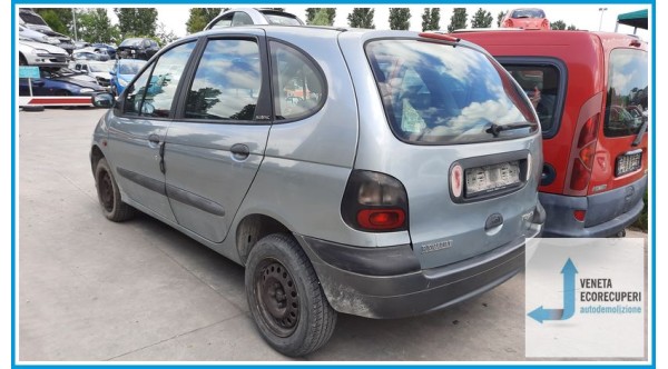RENAULT MEGANE 1a Serie  del 1997 parti usate e ricambi - Tipo Motore K7MA7