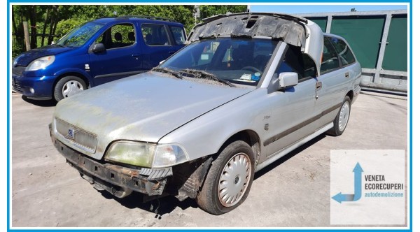 VOLVO V40  del 1999 parti usate e ricambi - Tipo Motore D4192T2