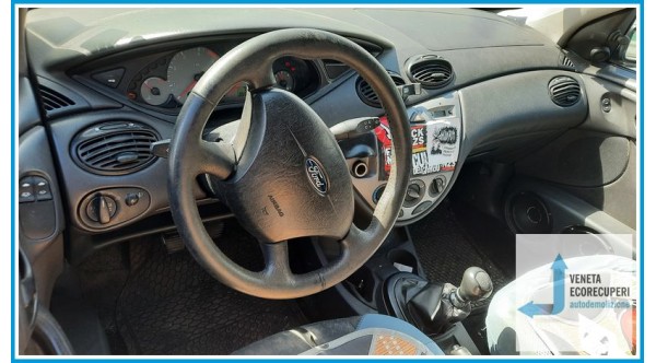 FORD FOCUS CAK del 2004 parti usate e ricambi - Tipo Motore FFDA
