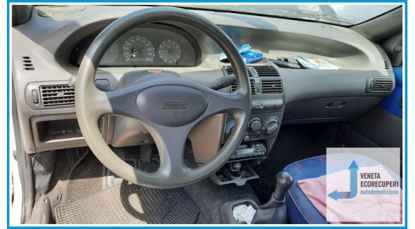 FIAT PUNTO 1a Serie  del 1998 parti usate e ricambi - Tipo Motore 176B2000