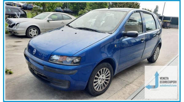 FIAT PUNTO 1N/1P del 2001 parti usate e ricambi - Tipo Motore 188A4000