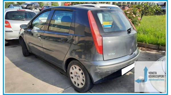 FIAT PUNTO 1N/1P del 2003 parti usate e ricambi - Tipo Motore 188A5000