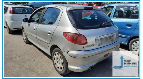 PEUGEOT 206  del 2008 parti usate e ricambi - Tipo Motore KFW