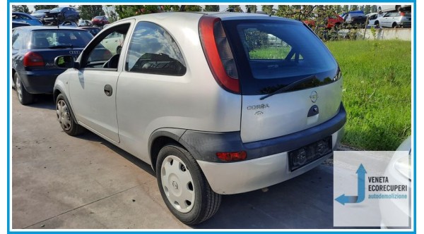 OPEL CORSA X01 del 2003 parti usate e ricambi - Tipo Motore Z12XE