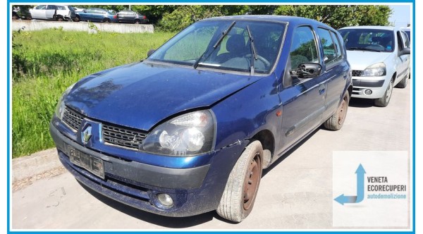 RENAULT CLIO 2a Serie  del 2002 parti usate e ricambi - Tipo Motore D4FB7