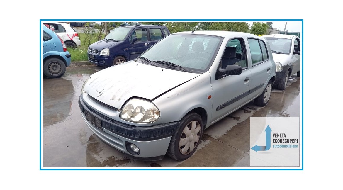 RENAULT CLIO 2a Serie  del 2001 parti usate e ricambi - Tipo Motore D7FD7