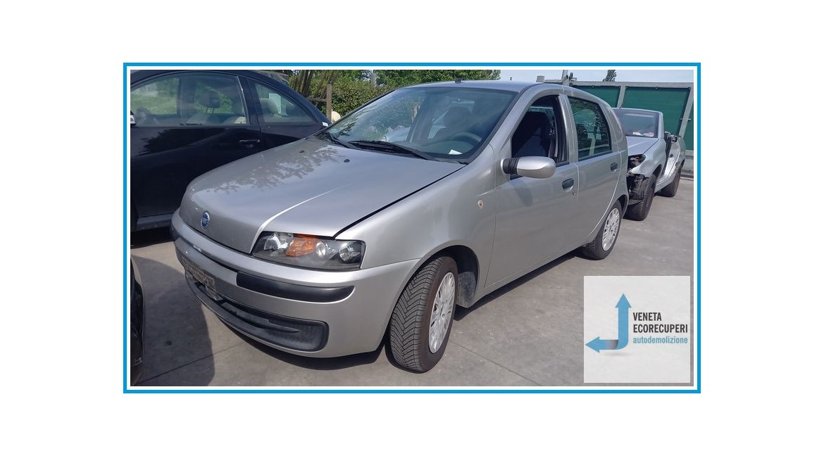 FIAT PUNTO 1N/1P del 2000 parti usate e ricambi - Tipo Motore 188A5000