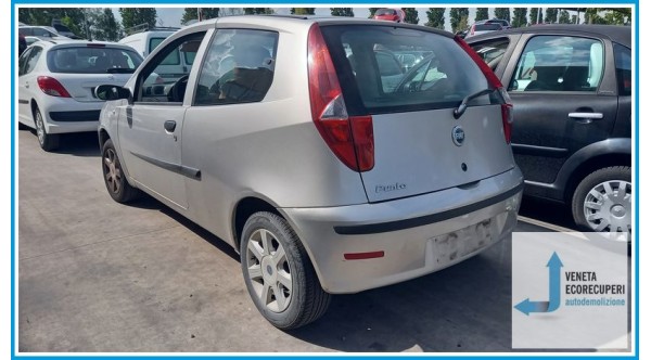 FIAT PUNTO 1N/1P del 2004 parti usate e ricambi - Tipo Motore 188A4000