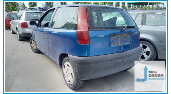 FIAT PUNTO 1a Serie  del 1996 parti usate e ricambi - Tipo Motore 176a8000