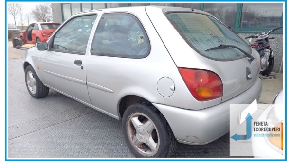 FORD FIESTA DX del 1998 parti usate e ricambi