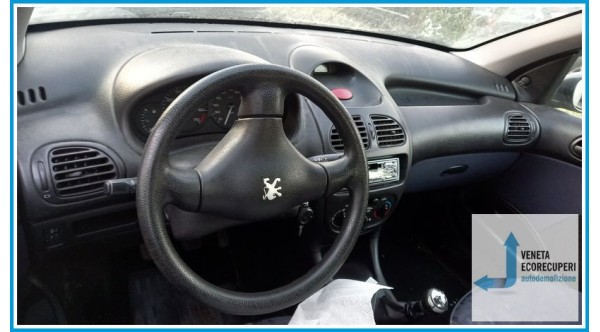 PEUGEOT 206  del 2000 parti usate e ricambi