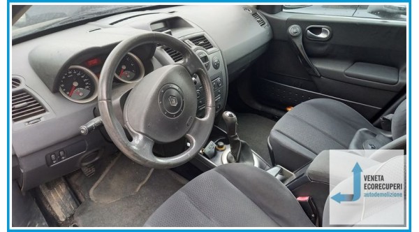RENAULT MEGANE 2a Serie  del 2003 parti usate e ricambi