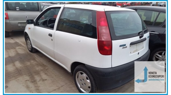 FIAT PUNTO 1a Serie  del 1997 parti usate e ricambi