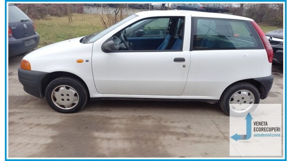 FIAT PUNTO 1a Serie  del 1997 parti usate e ricambi