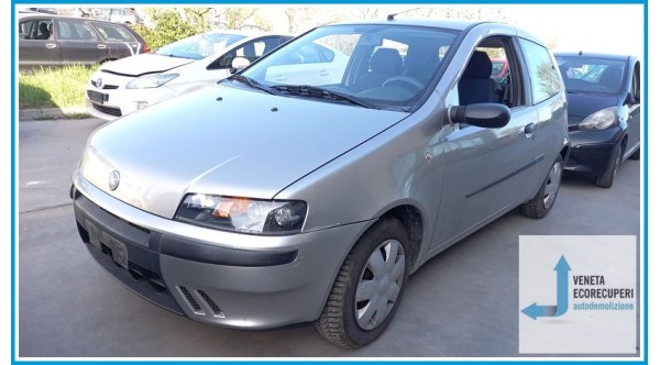 FIAT PUNTO 1N/1P del 2002 parti usate e ricambi