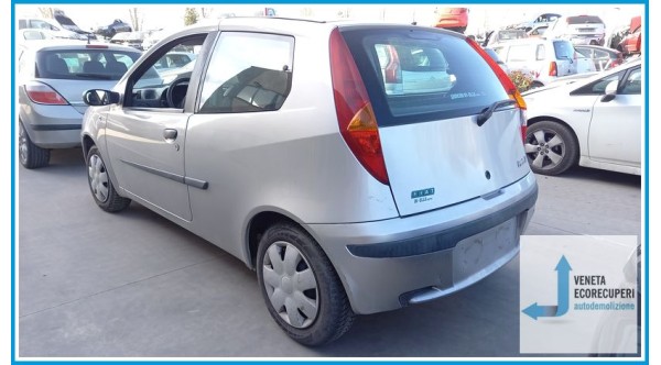 FIAT PUNTO 1N/1P del 2002 parti usate e ricambi