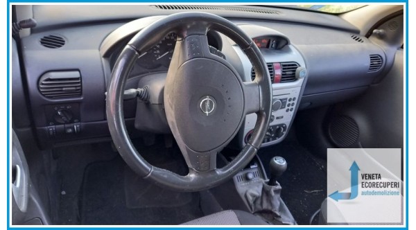 OPEL CORSA X01 del 2005 parti usate e ricambi