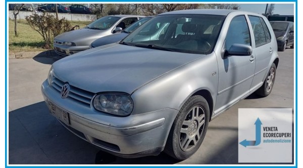 VOLKSWAGEN GOLF 1J del 2001 parti usate e ricambi