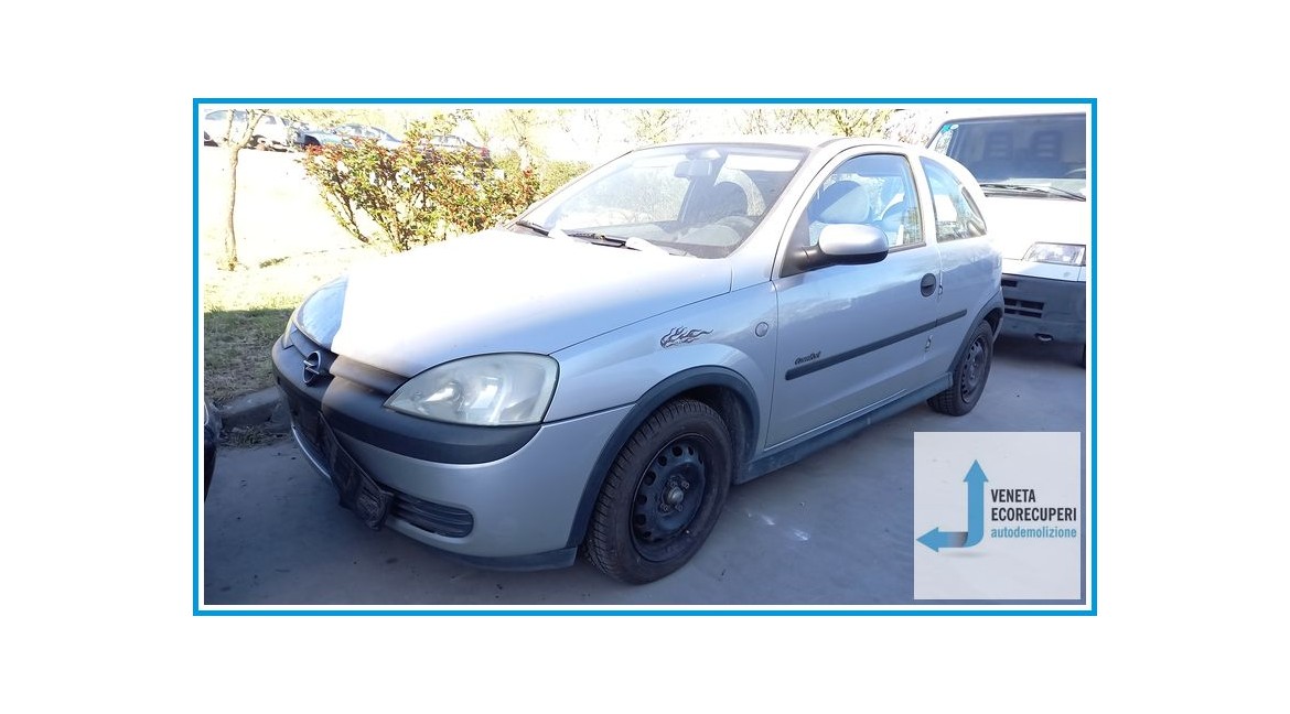 OPEL CORSA X01 del 2001 parti usate e ricambi