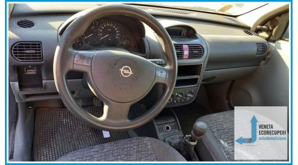 OPEL CORSA X01 del 2001 parti usate e ricambi