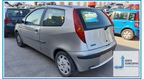 FIAT PUNTO 1N/1P del 2001 parti usate e ricambi