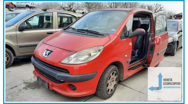 PEUGEOT 1007  del 2005 parti usate e ricambi