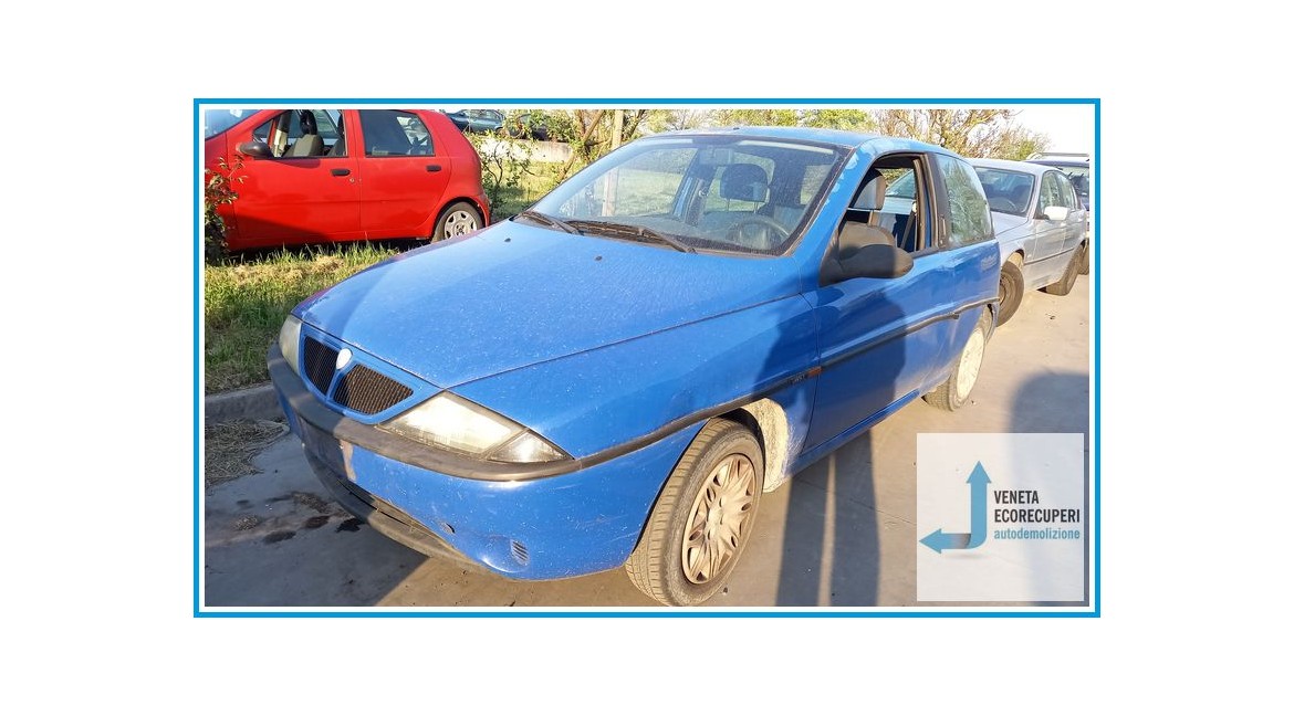 LANCIA Y  del 2000 parti usate e ricambi