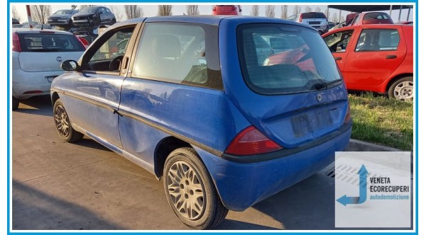 LANCIA Y  del 2000 parti usate e ricambi