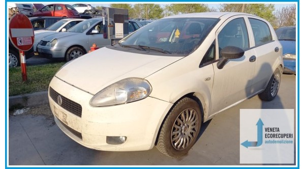 FIAT GRANDE PUNTO 3X del 2010 parti usate e ricambi