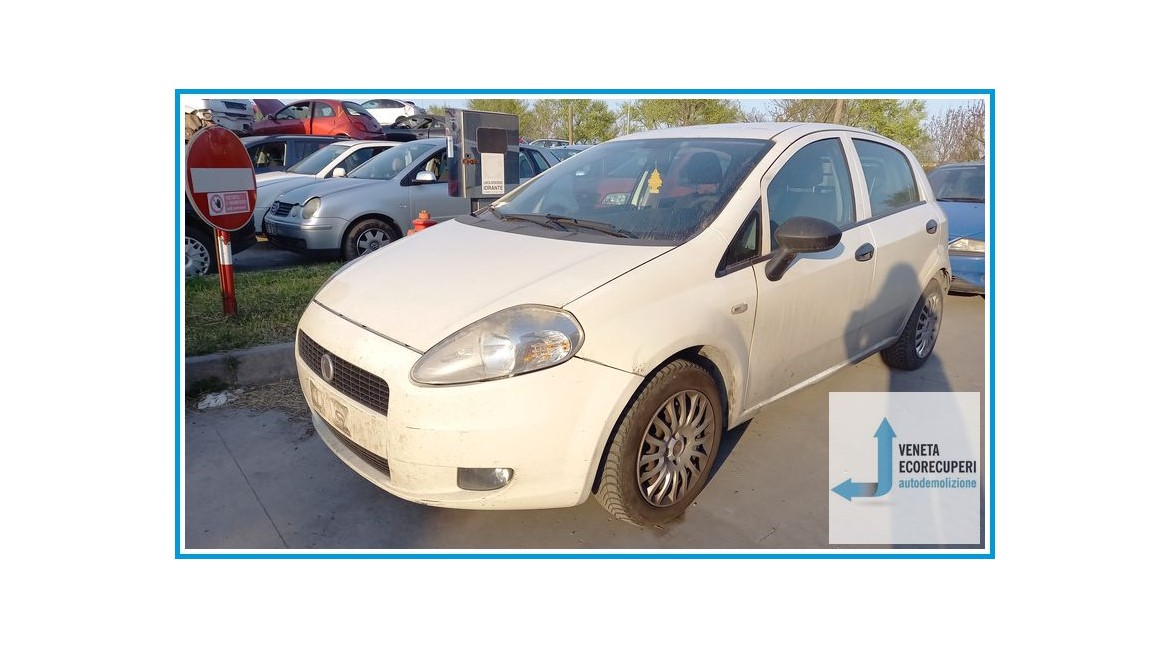 FIAT GRANDE PUNTO 3X del 2010 parti usate e ricambi