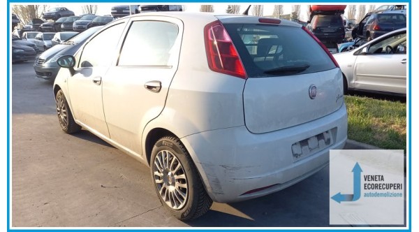 FIAT GRANDE PUNTO 3X del 2010 parti usate e ricambi