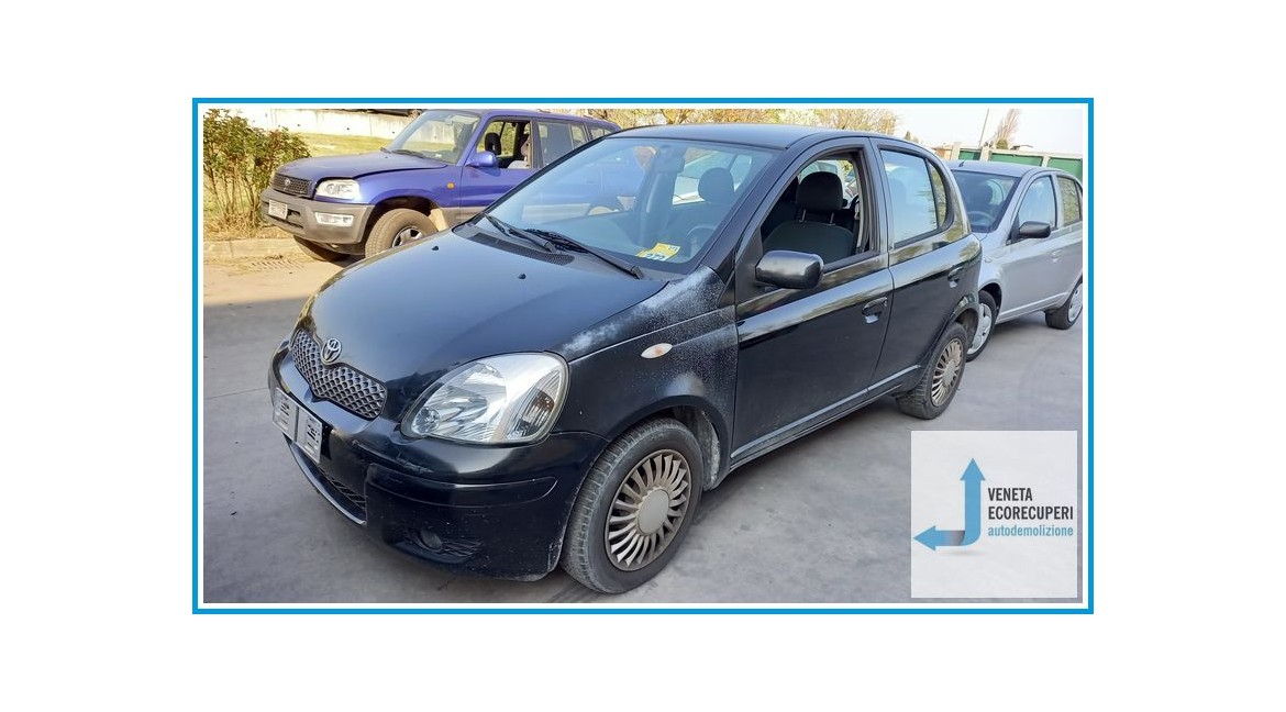 TOYOTA YARIS FRP del 2003 parti usate e ricambi
