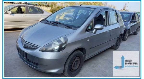 HONDA JAZZ 1a Serie  del 2005 parti usate e ricambi