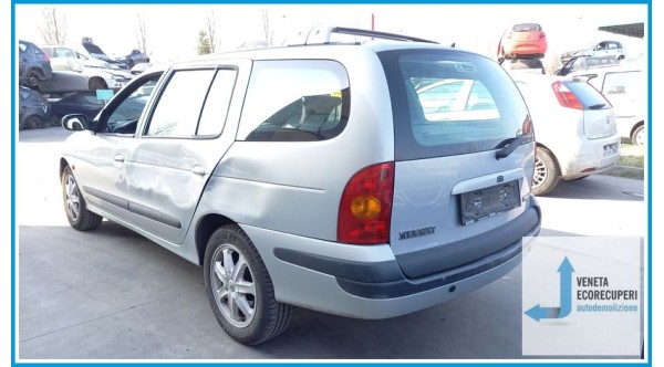 RENAULT MEGANE 1a Serie  del 2002 parti usate e ricambi
