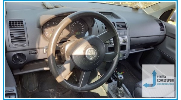 VOLKSWAGEN POLO 9N del 2003 parti usate e ricambi
