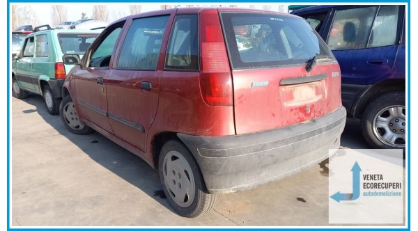 FIAT PUNTO 1a Serie  del 1997 parti usate e ricambi