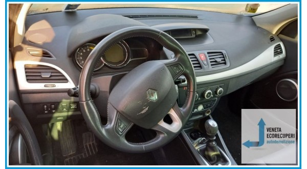 RENAULT MEGANE 3a Serie  del 2009 parti usate e ricambi