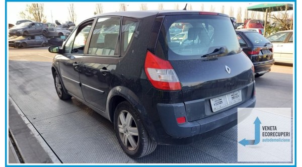 RENAULT SCENIC 2a Serie  del 2006 parti usate e ricambi