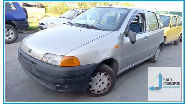 FIAT PUNTO 1a Serie  del 1997 parti usate e ricambi