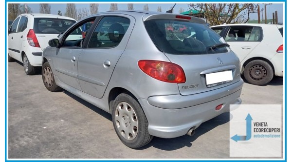PEUGEOT 206  del 2008 parti usate e ricambi