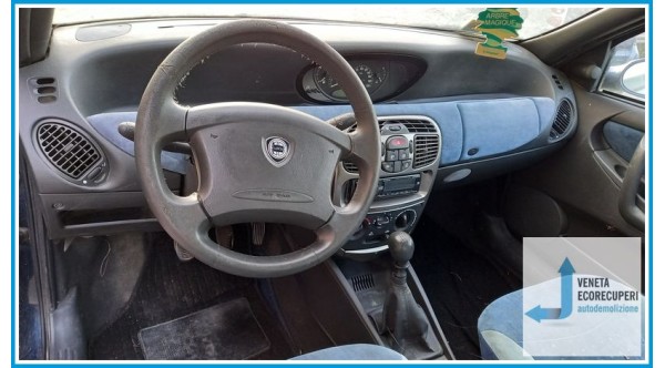 LANCIA Y  del 2003 parti usate e ricambi