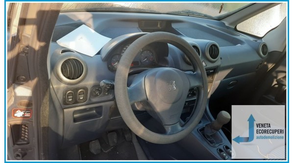 PEUGEOT 1007  del 2005 parti usate e ricambi