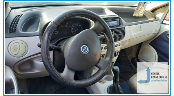 FIAT PUNTO 2U del 2003 parti usate e ricambi