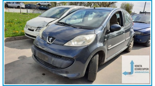 PEUGEOT 107  del 2007 parti usate e ricambi