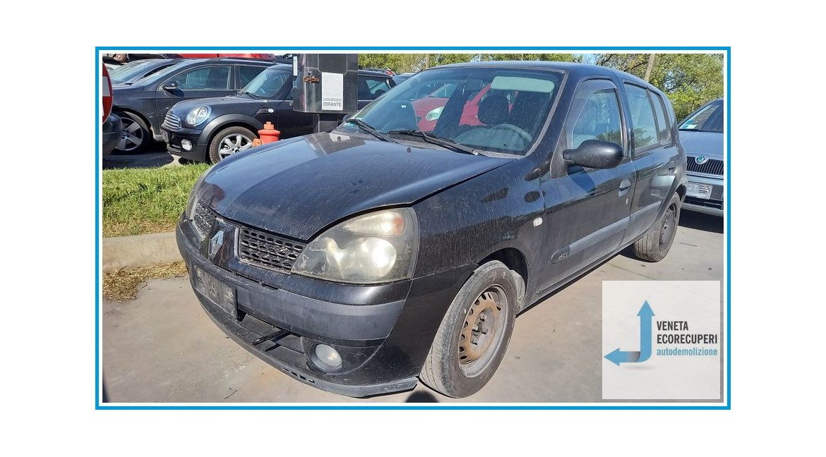 RENAULT CLIO 2a Serie  del 2005 parti usate e ricambi