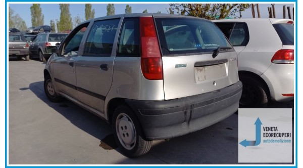 FIAT PUNTO 1a Serie  del 1997 parti usate e ricambi
