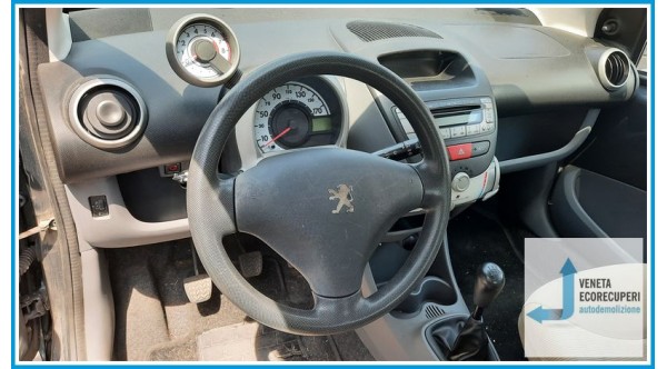 PEUGEOT 107  del 2007 parti usate e ricambi