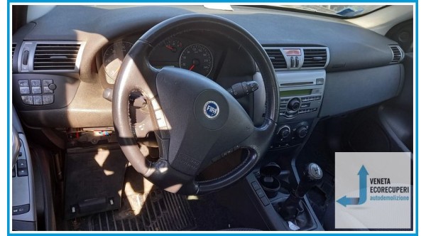 FIAT STILO 2V del 2006 parti usate e ricambi